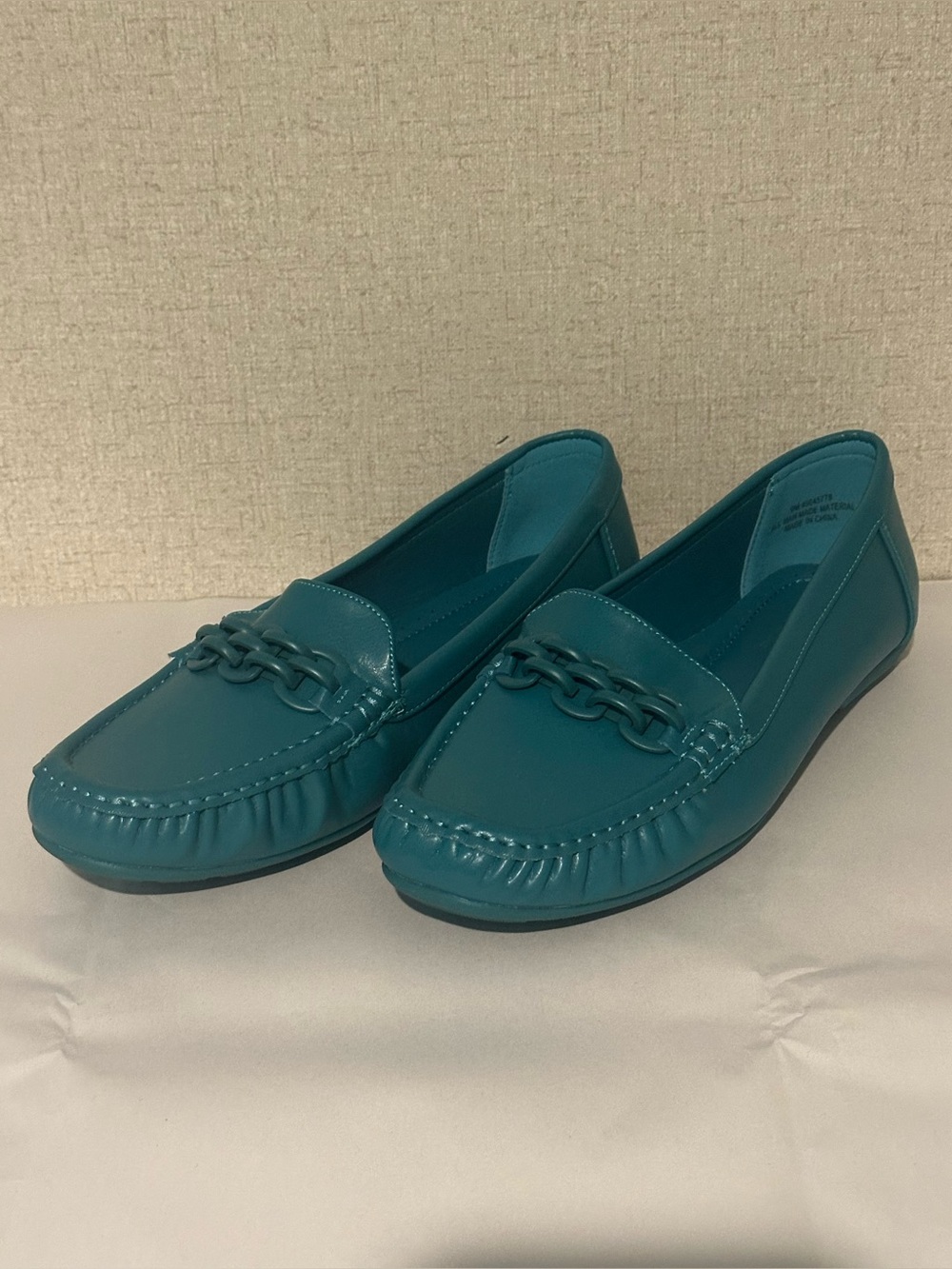 Cato Size 9 Teal Faux Leather Chain-Trim Women's Moccasin Loafers